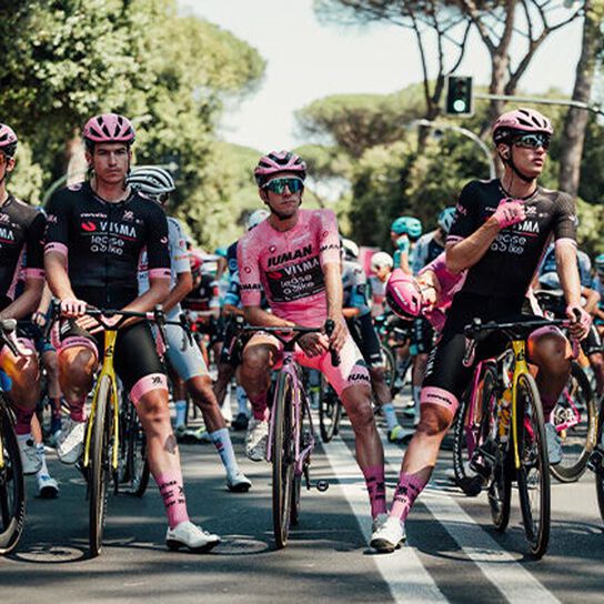 Veni, Vidi, Vici: Simon Yates gewinnt den Giro d'Italia